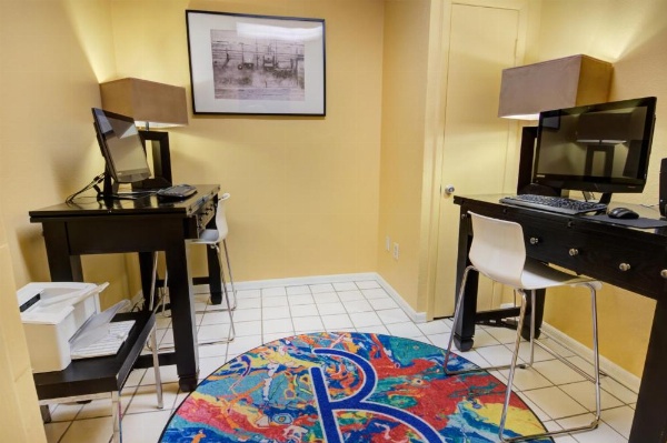 The Barrymore Hotel Tampa Riverwalk image 18